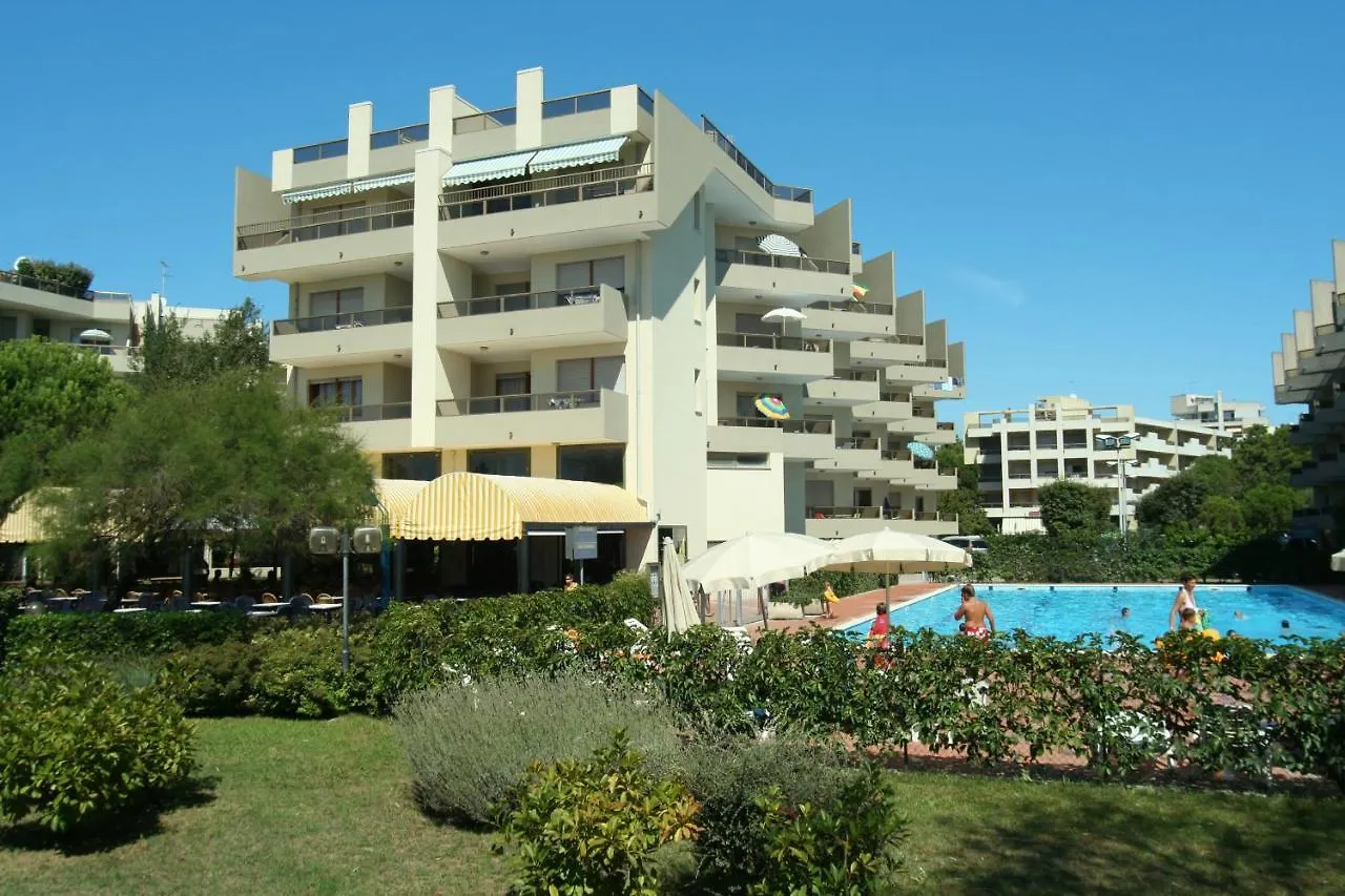 Residence Le Zattere Μπιμπιόνε Ιταλία